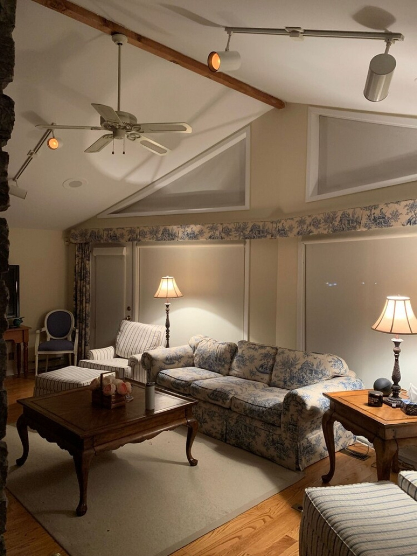 Waterfront Cottage 4 BD by GLOBALSTAY