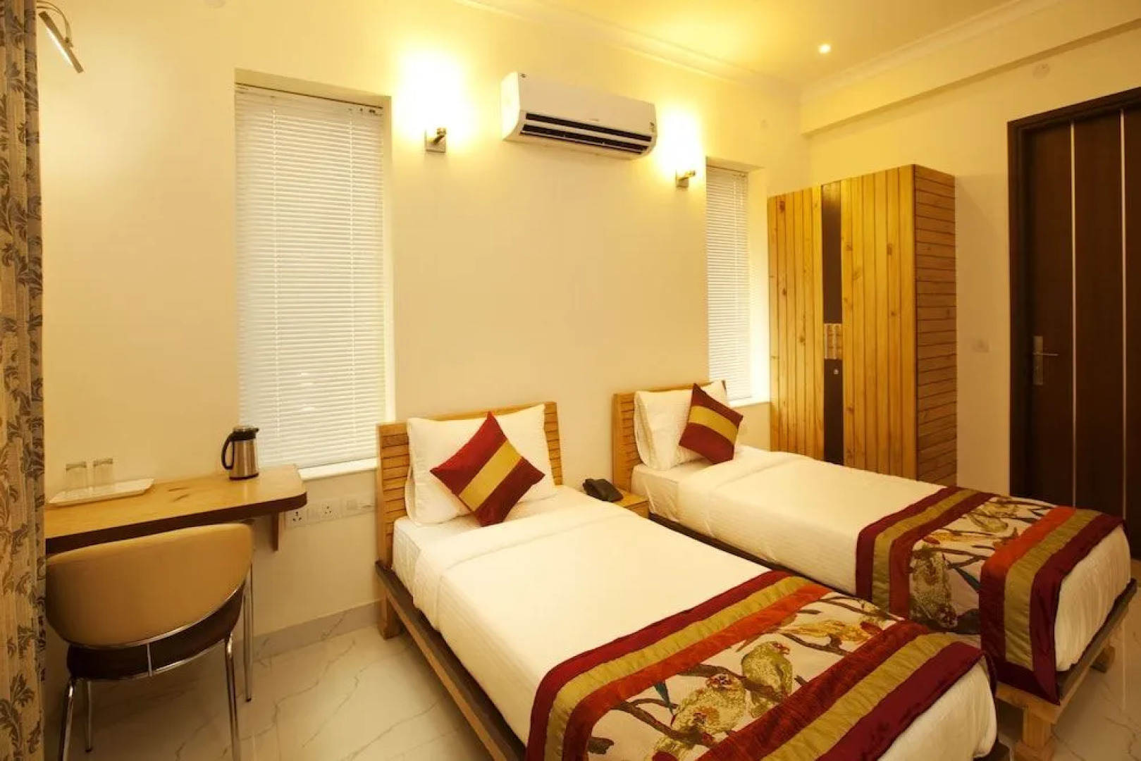 Capital O 325 Hotel Silver Star