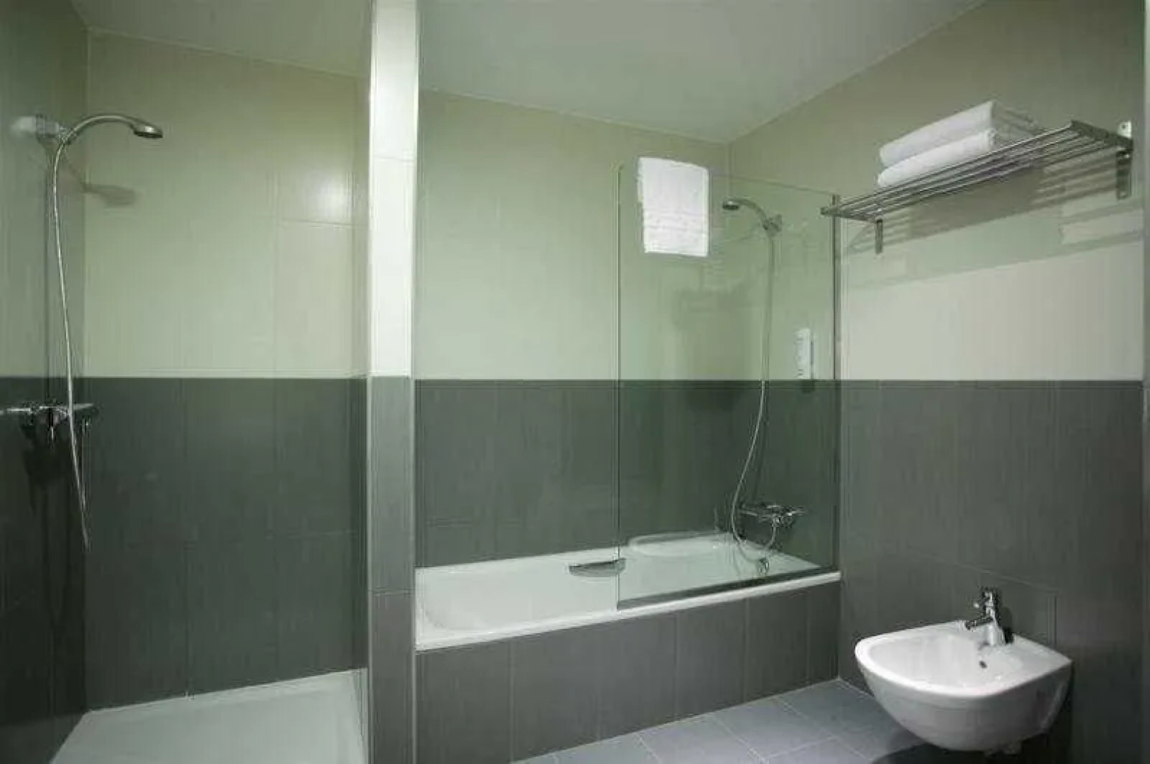 ELE Hotelandgo Arasur