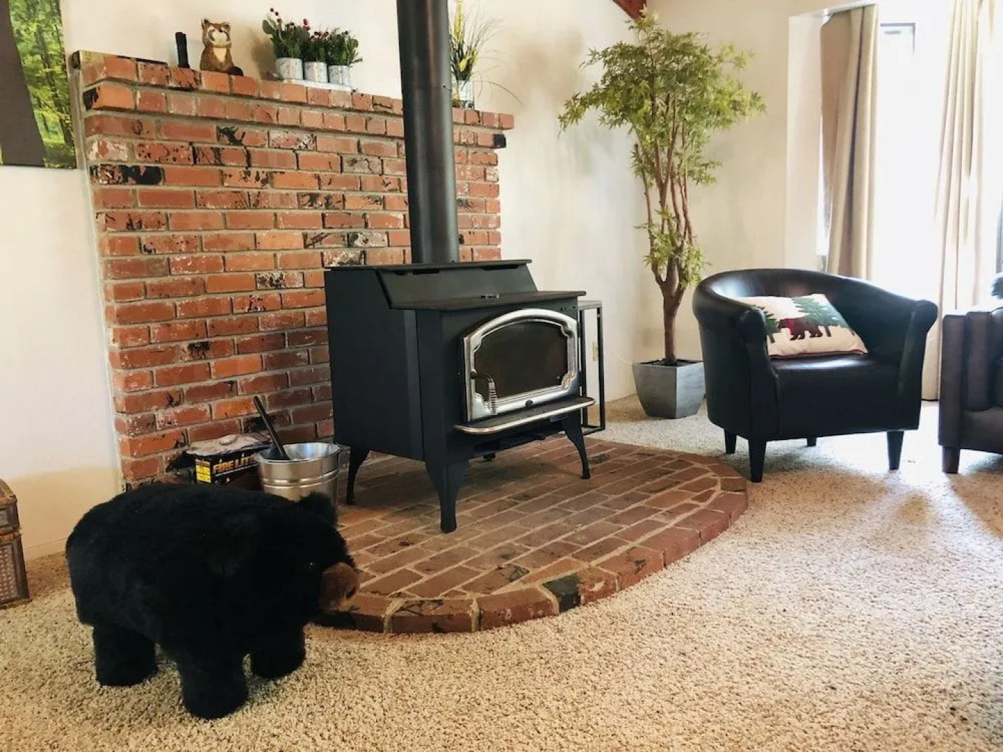 Leaning Pine Retreat