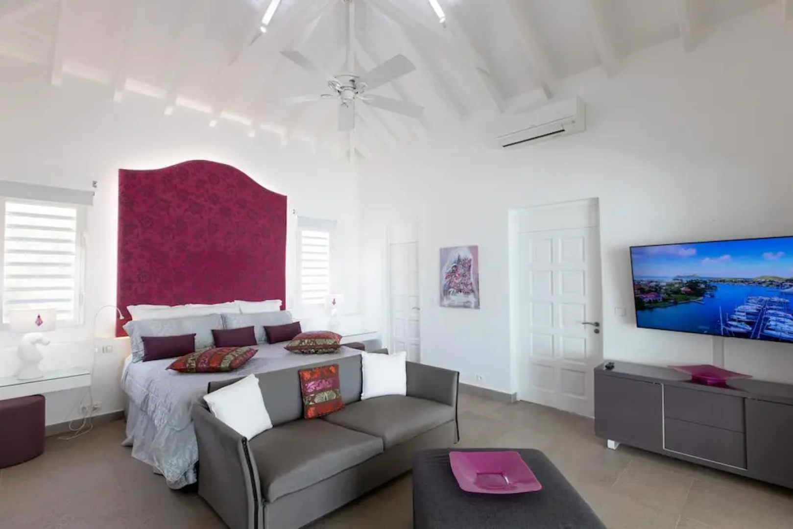 La Perla Palais - Luxury Villa on Private Beach