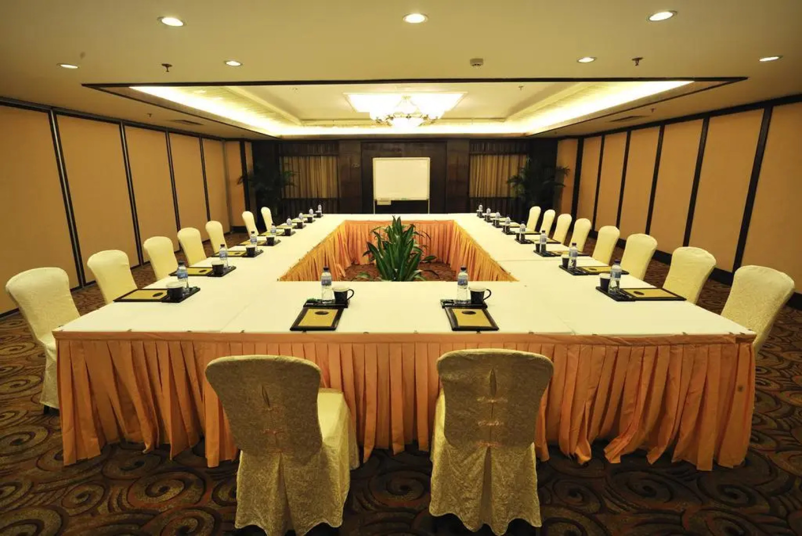 Riyuegu Hotsprings Resort