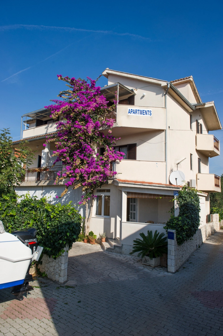 Apartment Bilja - 20 M from the sea A2 Rogoznica, Riviera Sibenik