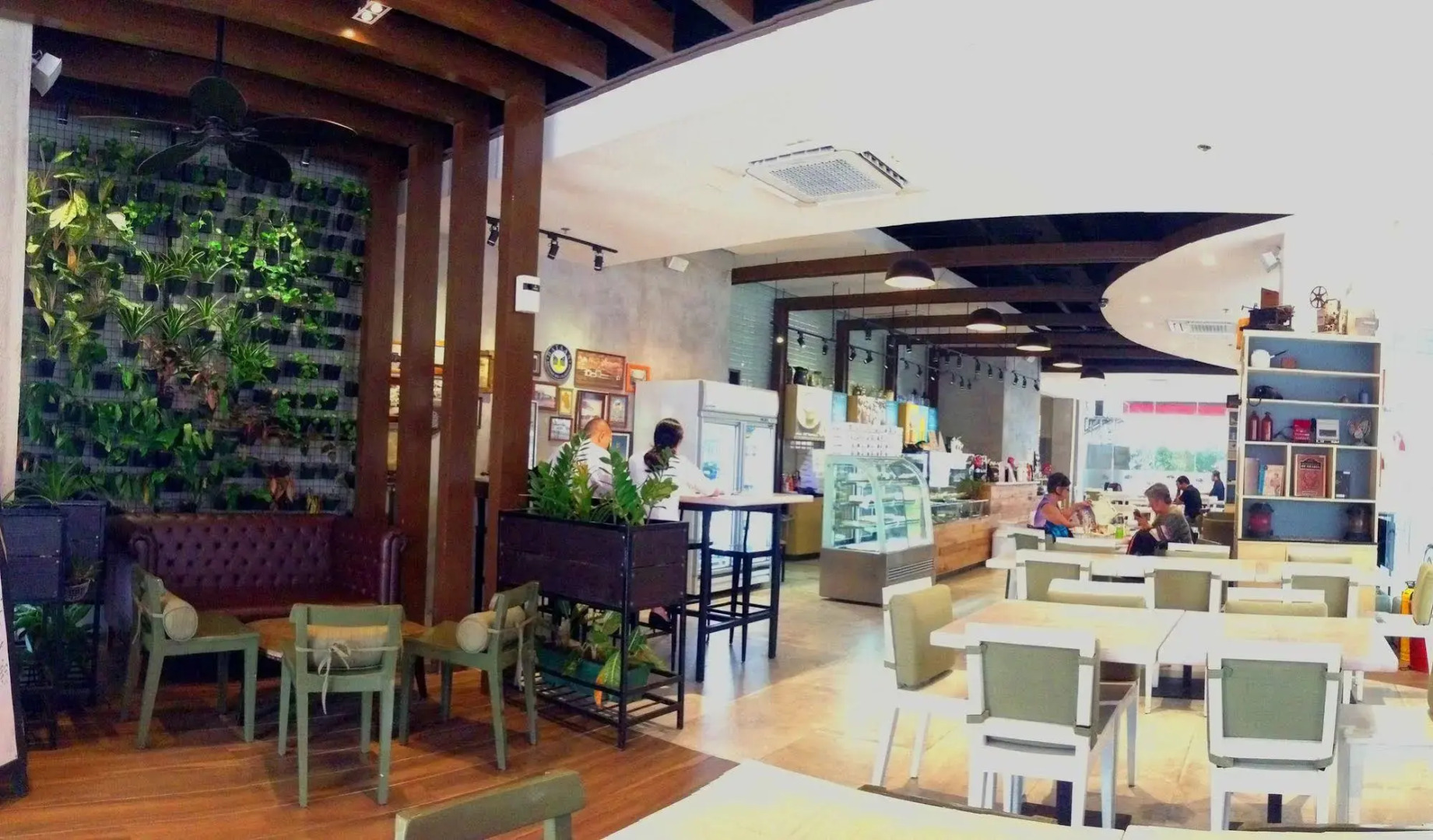 The Plaza Hotel Balanga City