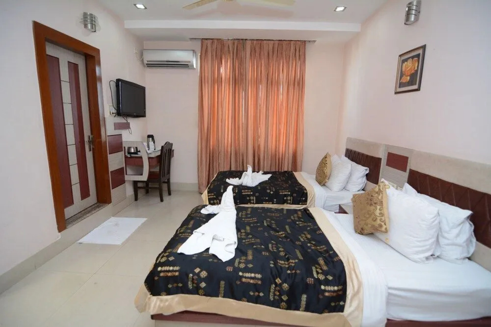 Hotel Royal Highness