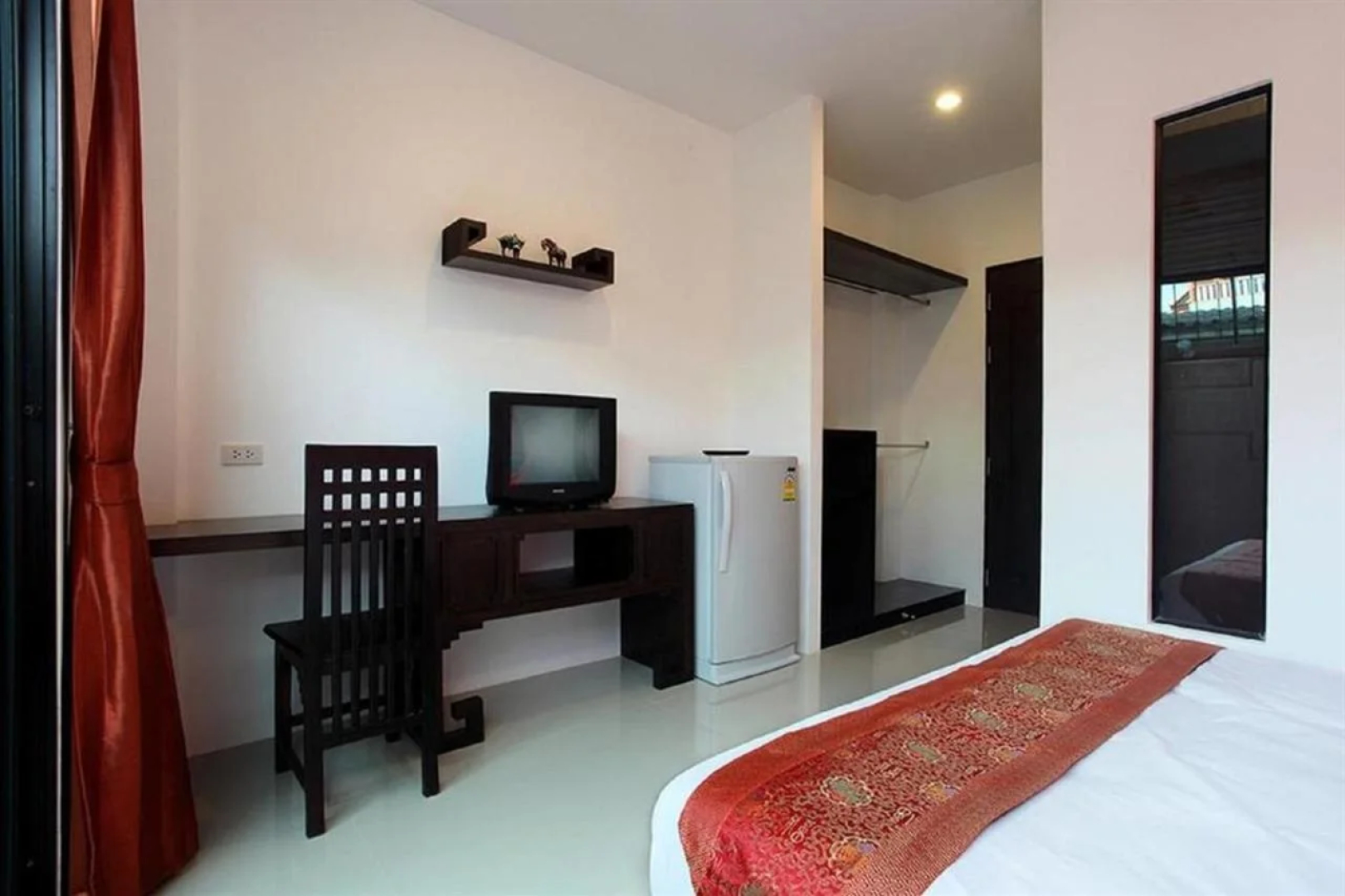 Karon Sino House