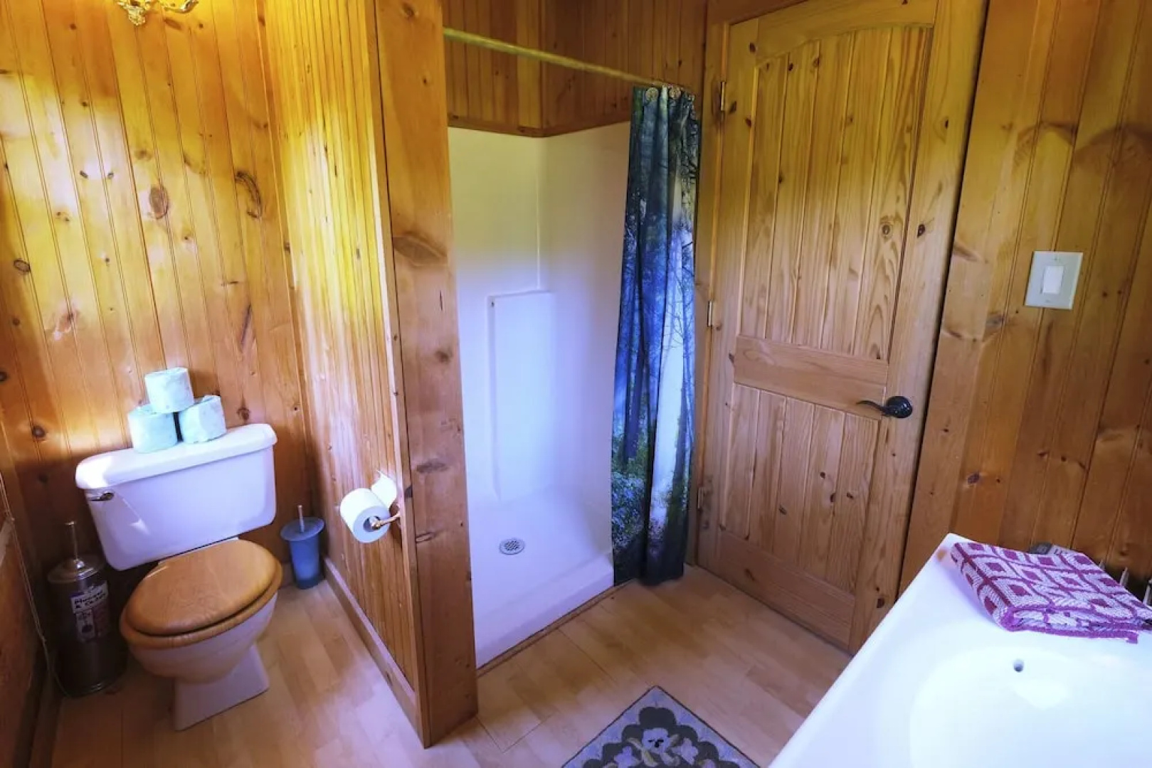 Creekwalk Inn and Cabins
