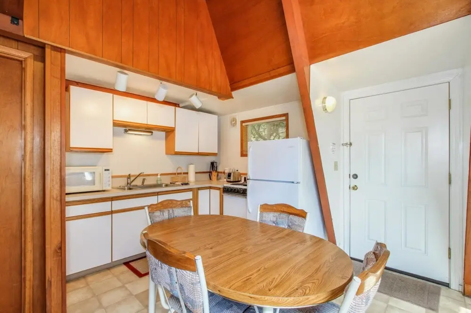 Alpine Chalet 9 Half Loft