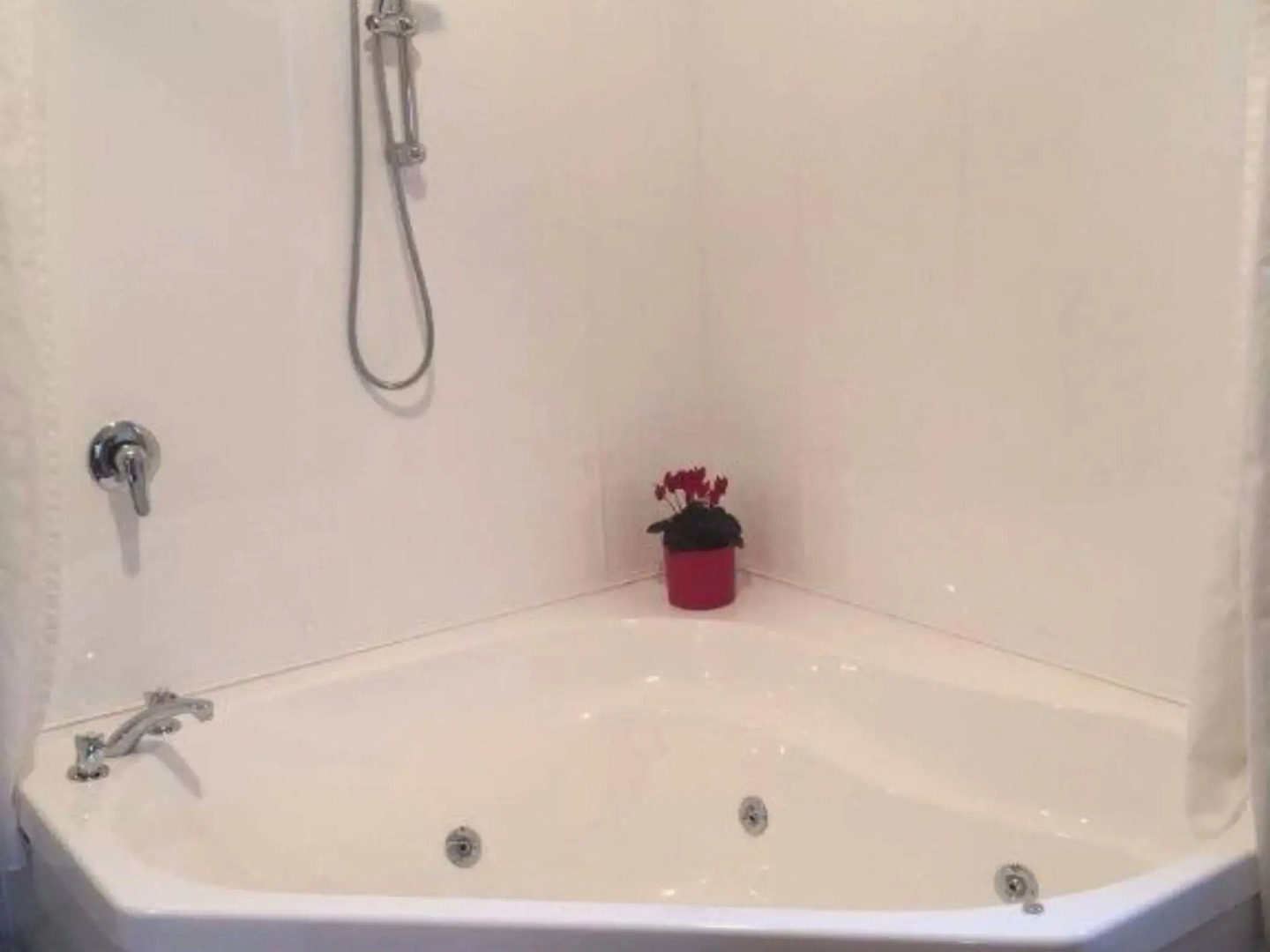 Strathern Motor Lodge