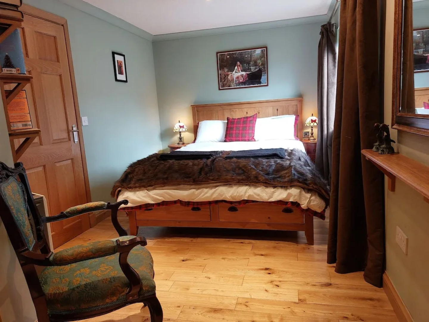 1 Bed Lodge - Sleeps 2 - Parking - Wifi