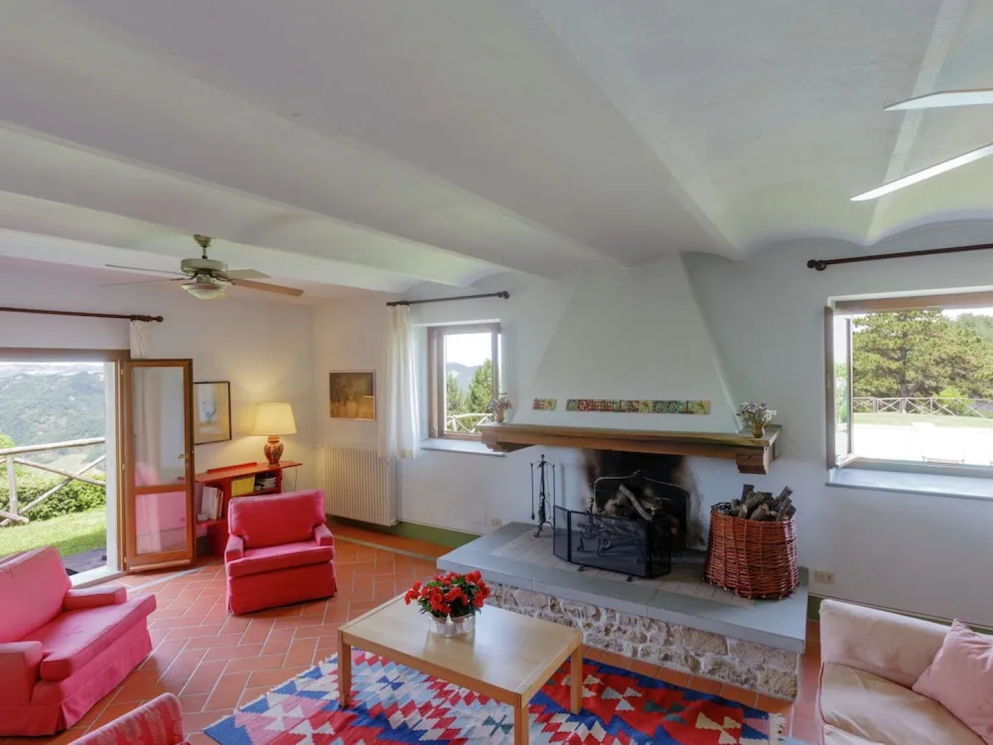 Luxurious Villa in Tredozio with Swimming Pool