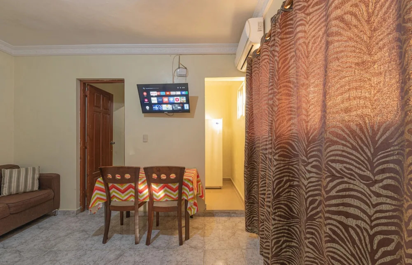 Beautiful Spacious Room Terrace Close to Sirena San Isidro Las Americas Airport