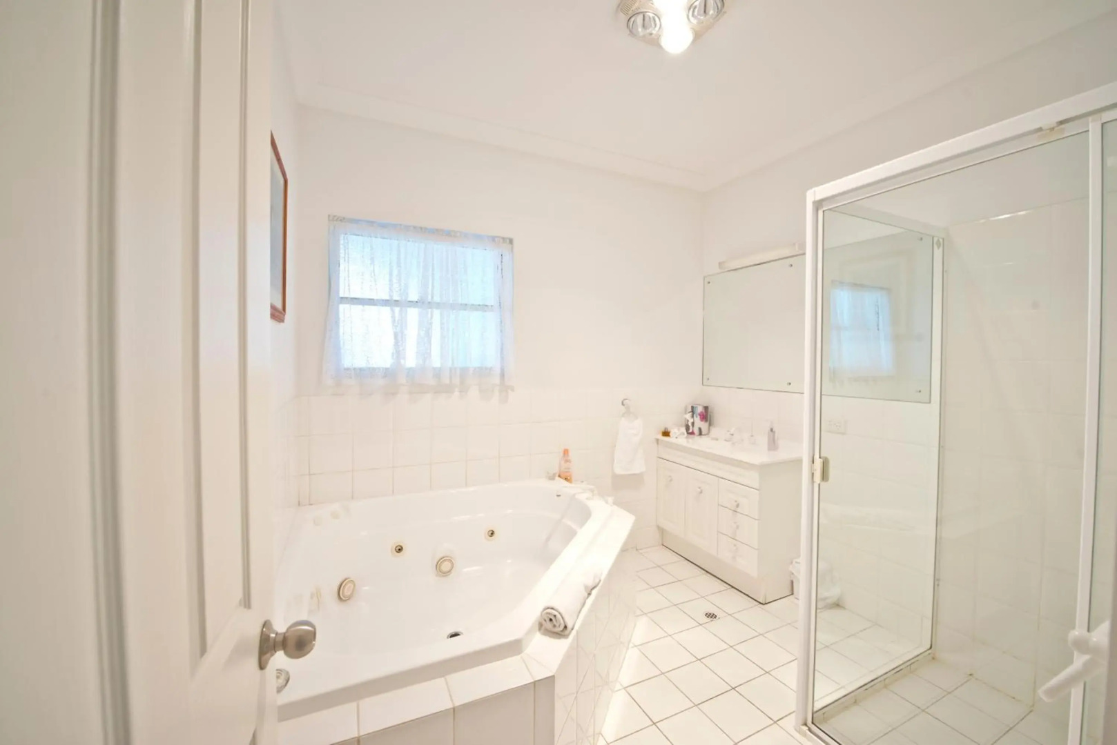 Encounter Hideaway Cottages