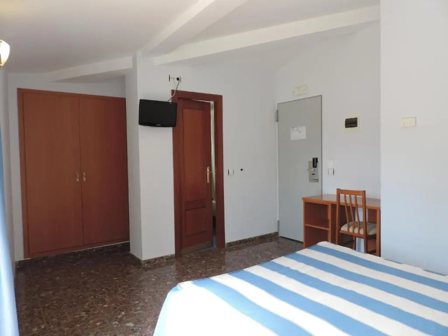 Hotel Costa San Antonio