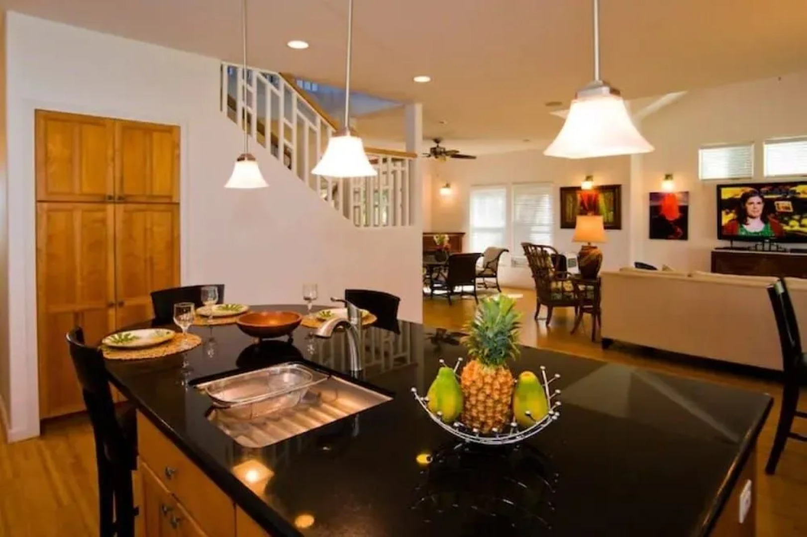 Grand Melemele 3 Bedroom Home by RedAwning