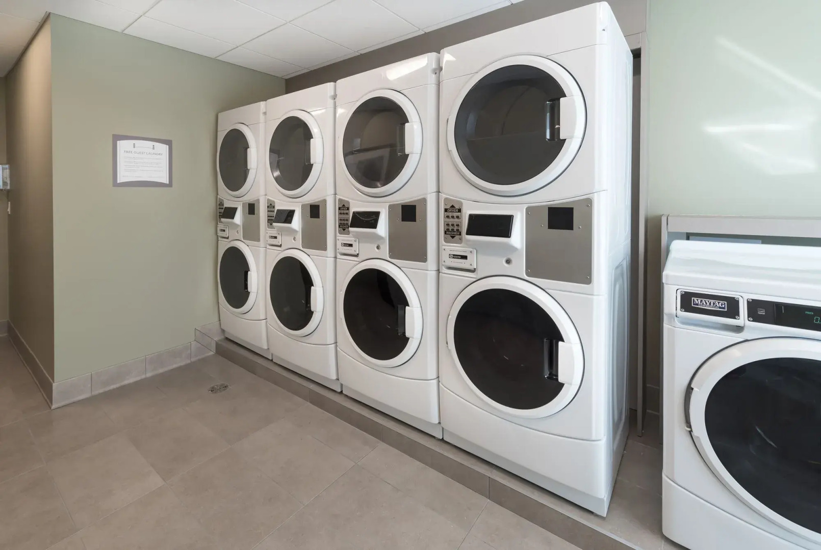 Staybridge Suites Saskatoon - University by IHG