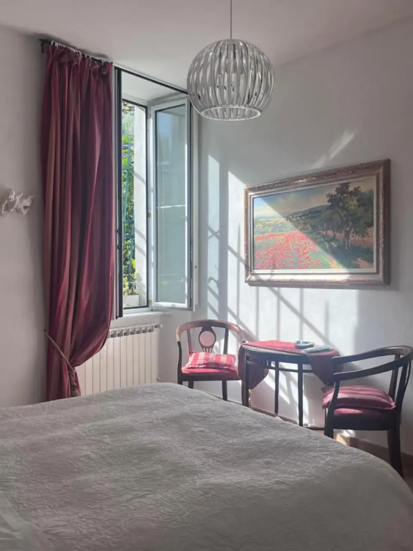 Piazza Massola 2 Apartment