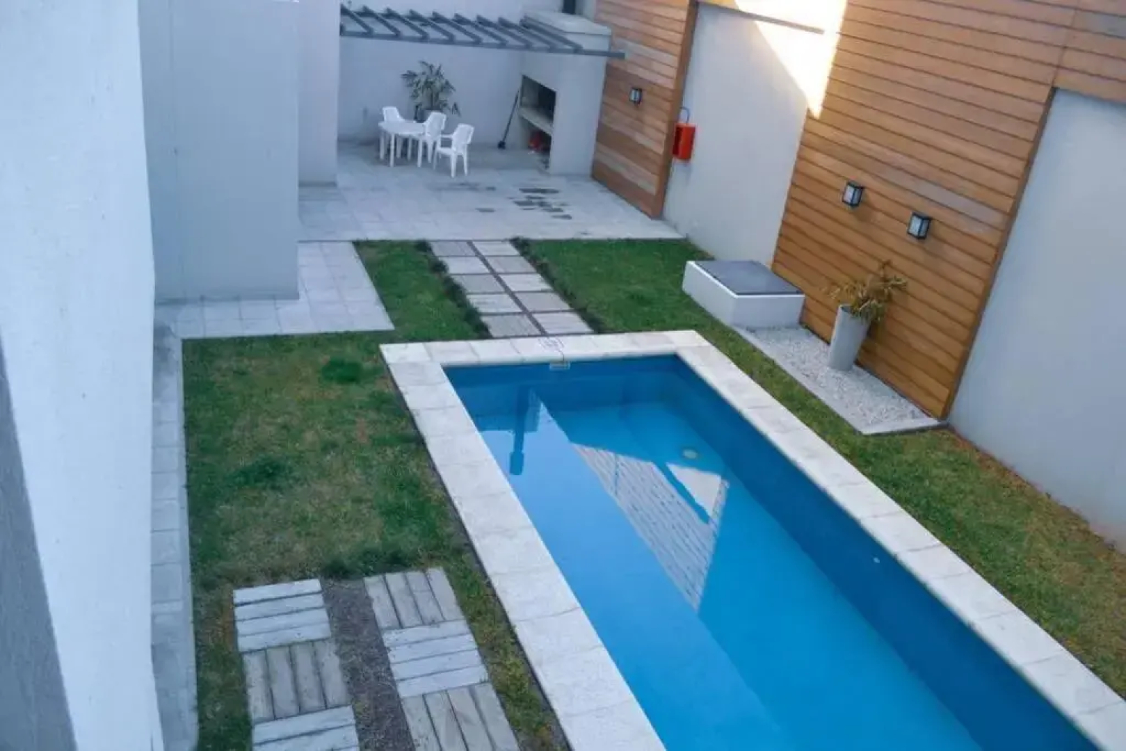 Garden 33 1A