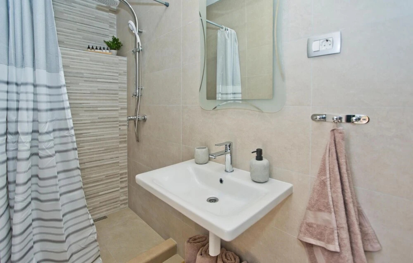 Awesome Home in Bogomolje With Outdoor Swimming Pool, Wifi and 3 Bedrooms