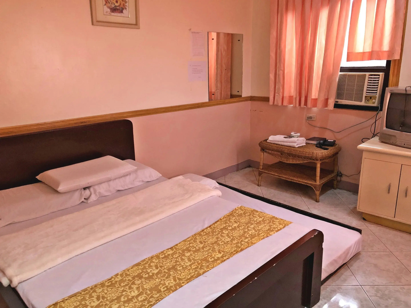 Tabaco Gardenia Hotel
