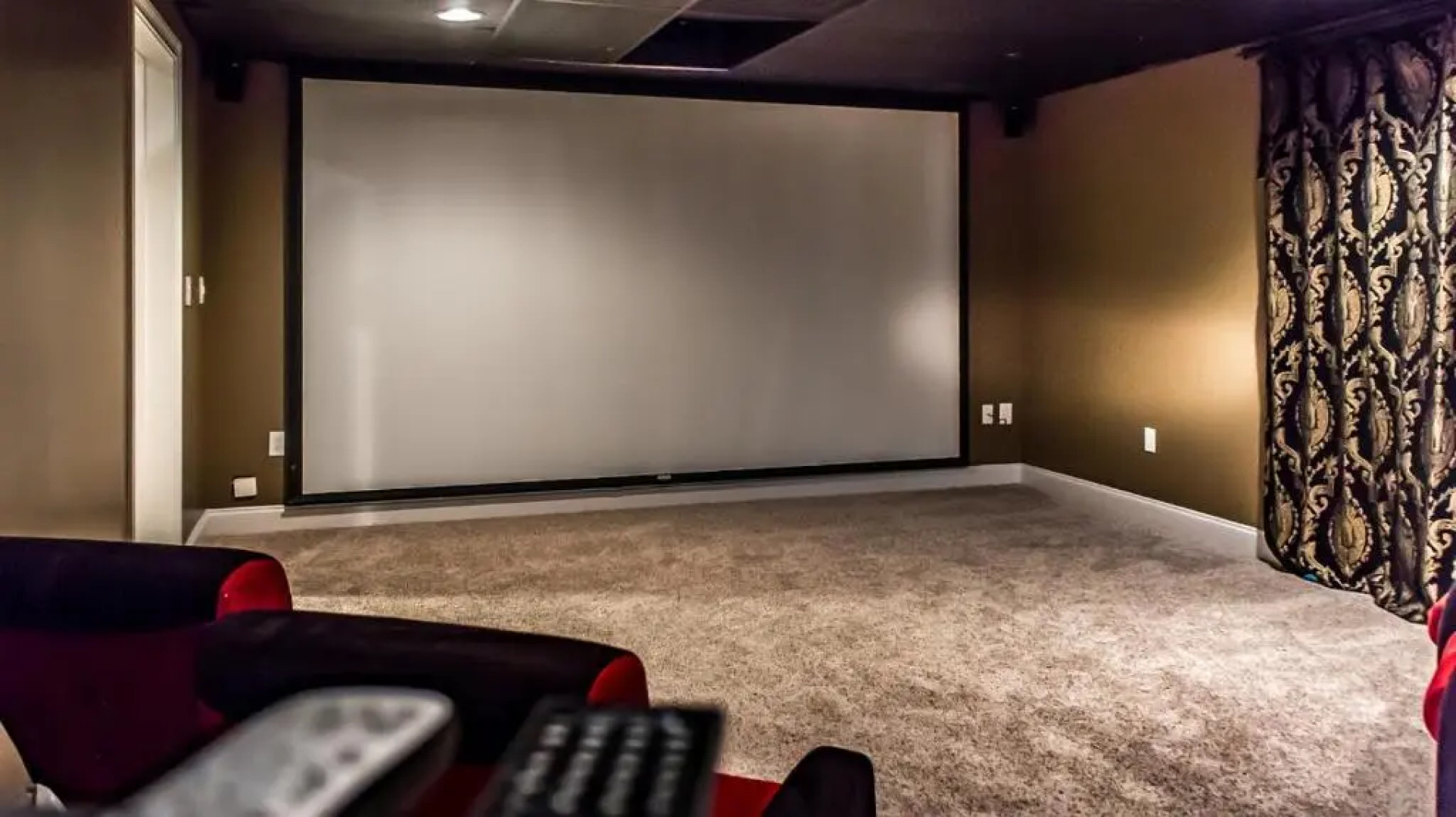 Smokie Mountain Lake House