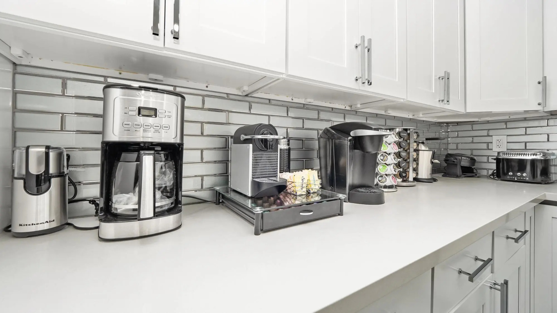 Heated Pool & Spa ensuite Villa