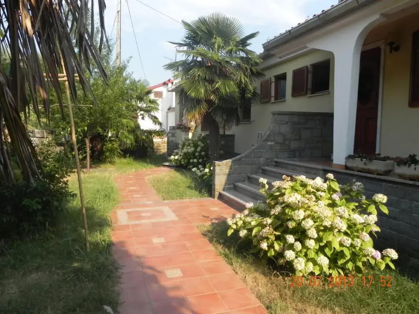 Rooms and Apartments Roza