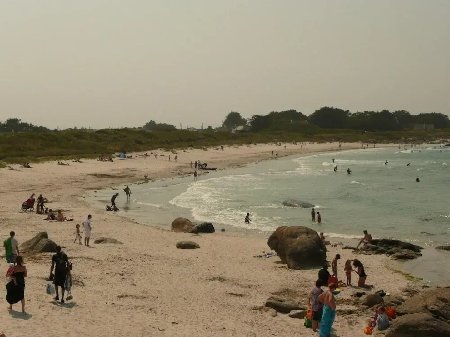 Beachfront Apartment in Plouguerneau