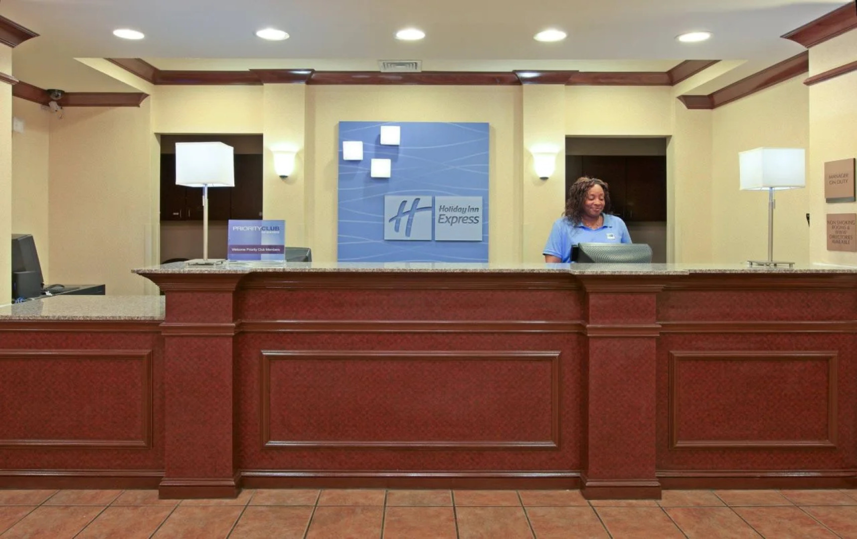 Holiday Inn Express Hotel & Suites Cleveland by IHG