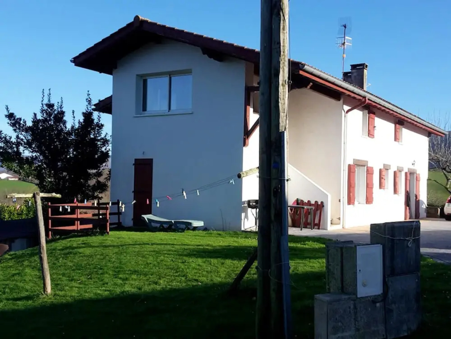 Apartment With 2 Bedrooms in Sare, With Wonderful Mountain View and Furnished Garden - 15 km From the Beach