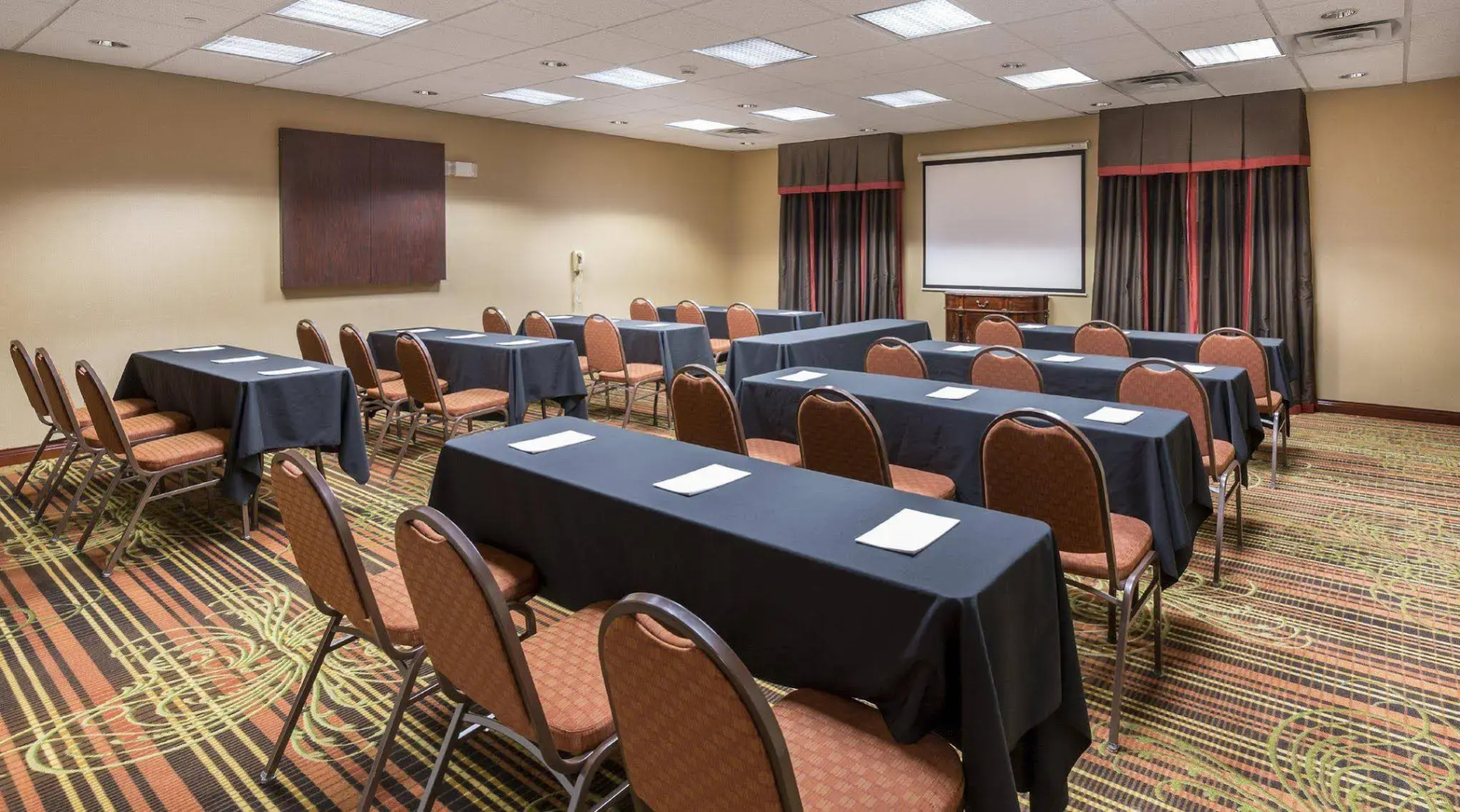 Hampton Inn Wichita Falls Sikes Senter Mall