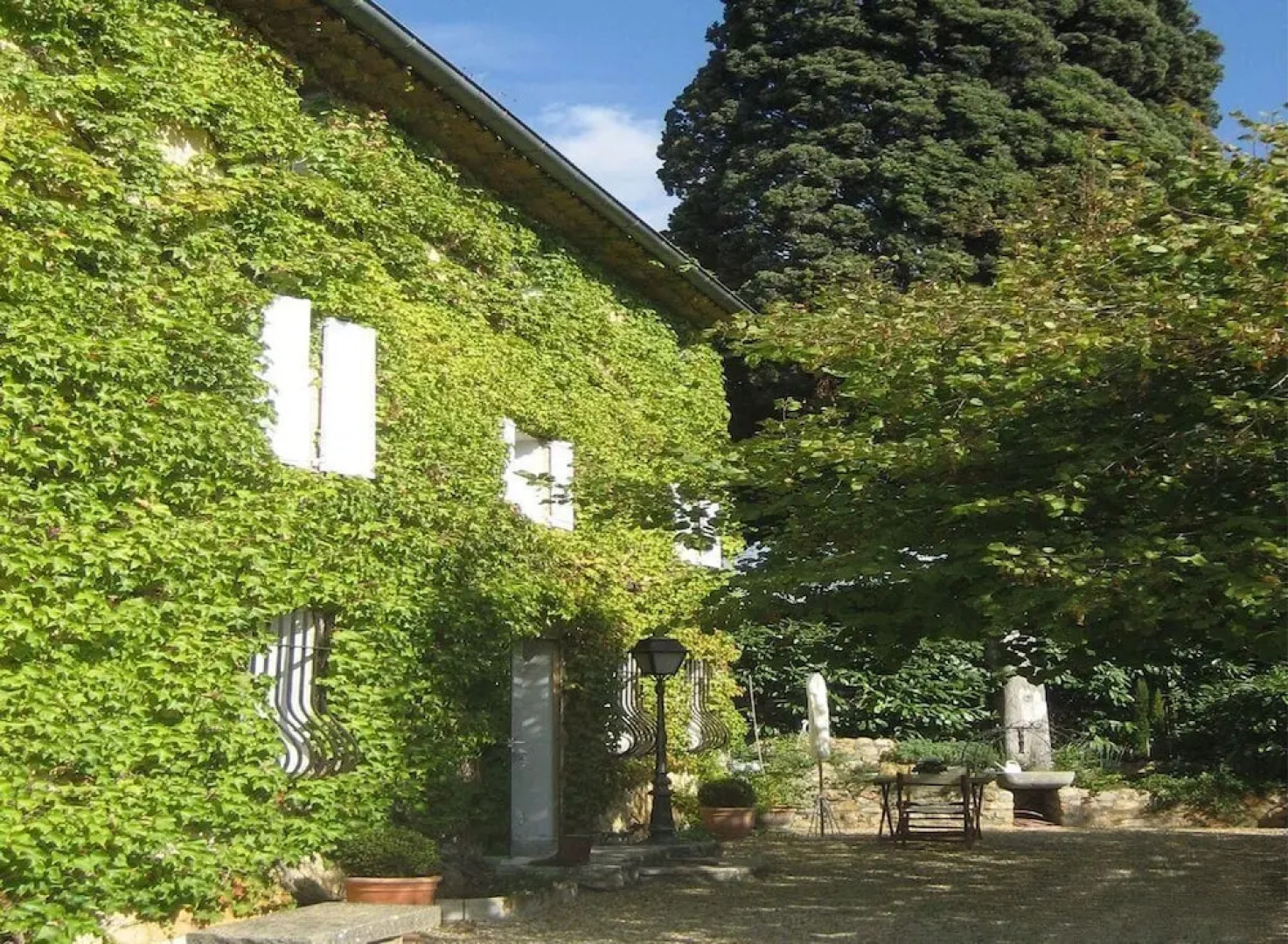 Le Mas du Pelerin by Gites de France