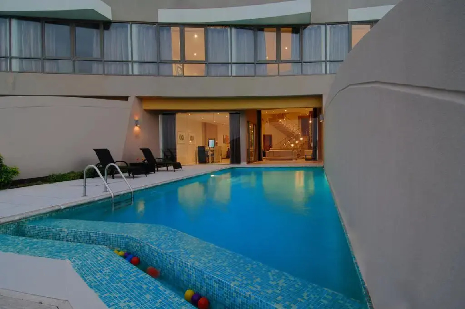 The Dragon Hotel & Resort & Sea Loft Chalets