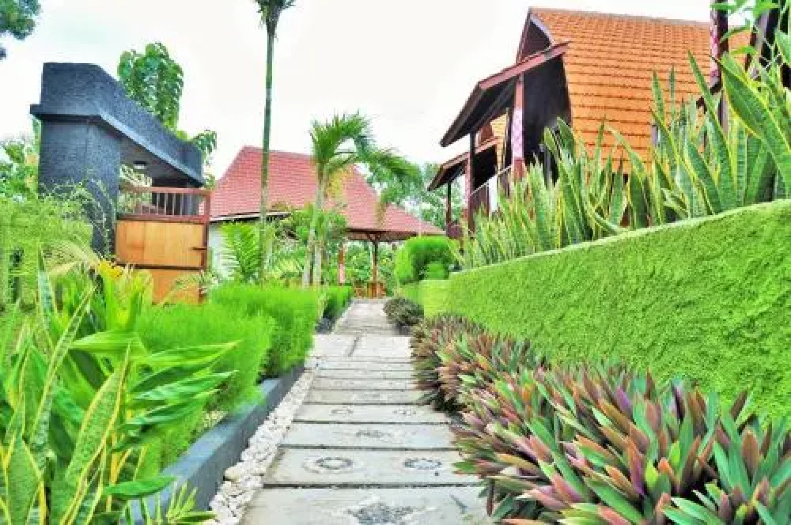 The Granyam Luxury Bungalow