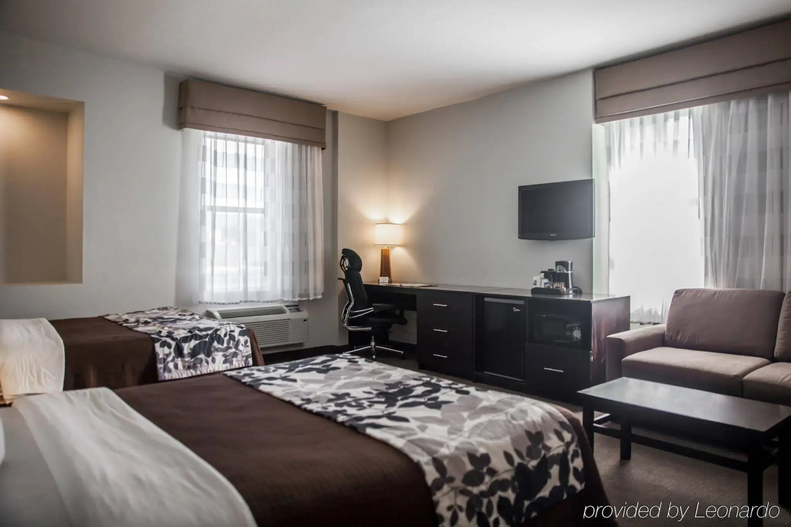 Sleep Inn & Suites Downtown Inner Harbor