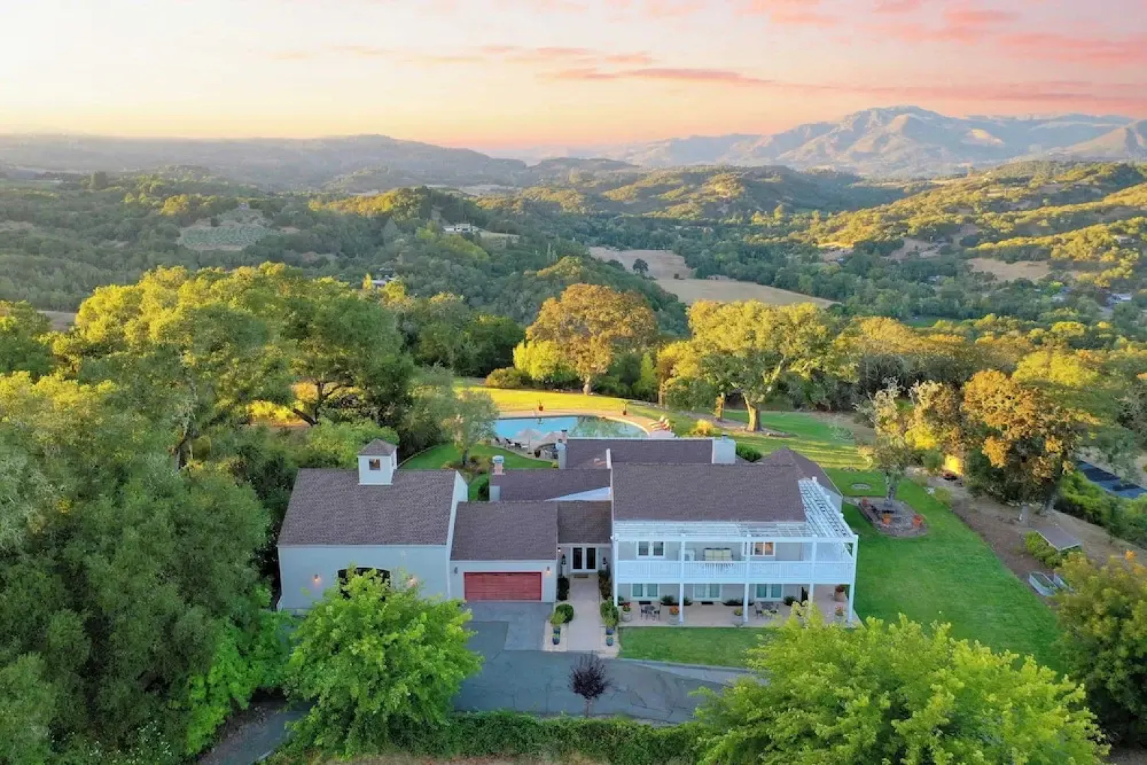 Sonoma Sunshine by Avantstay Countryside Views