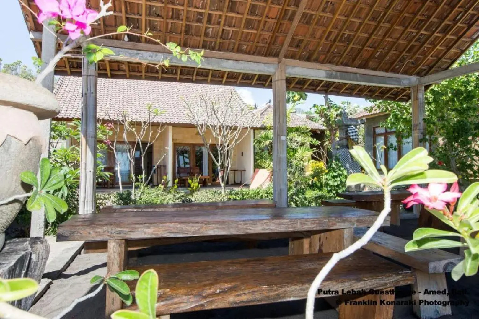 Putra'Lebah Amed Guest House