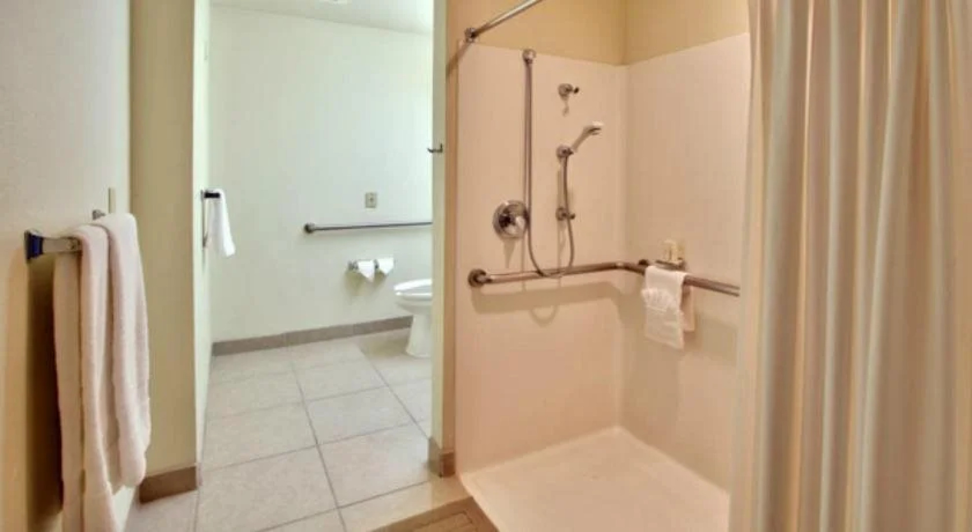 Western Skies Inn And Suites