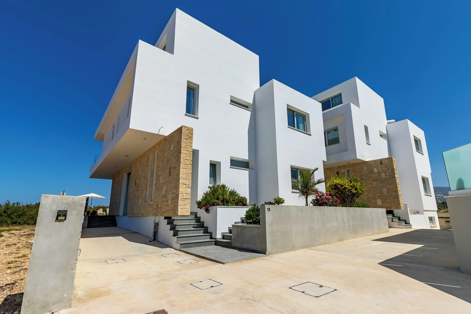 Sea Point Villas Coral Bay