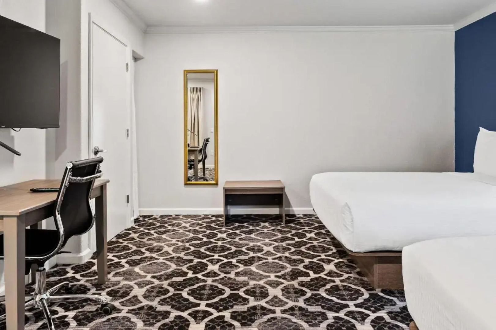 University Park Inn & Suites, an Ascend Collection Hotel