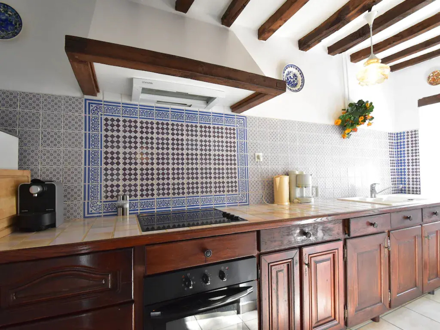 Typical Norman Farmhouse With Free Wifi, a Short Drive From the Coast