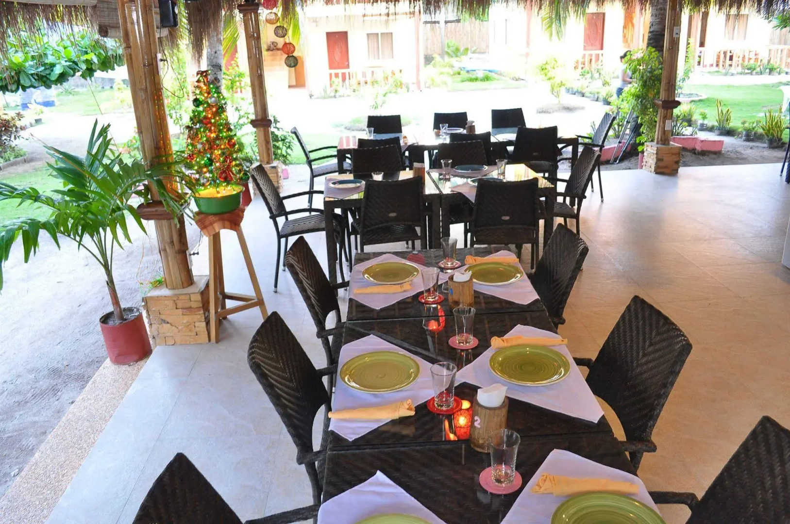 Slam's Garden Dive Resort