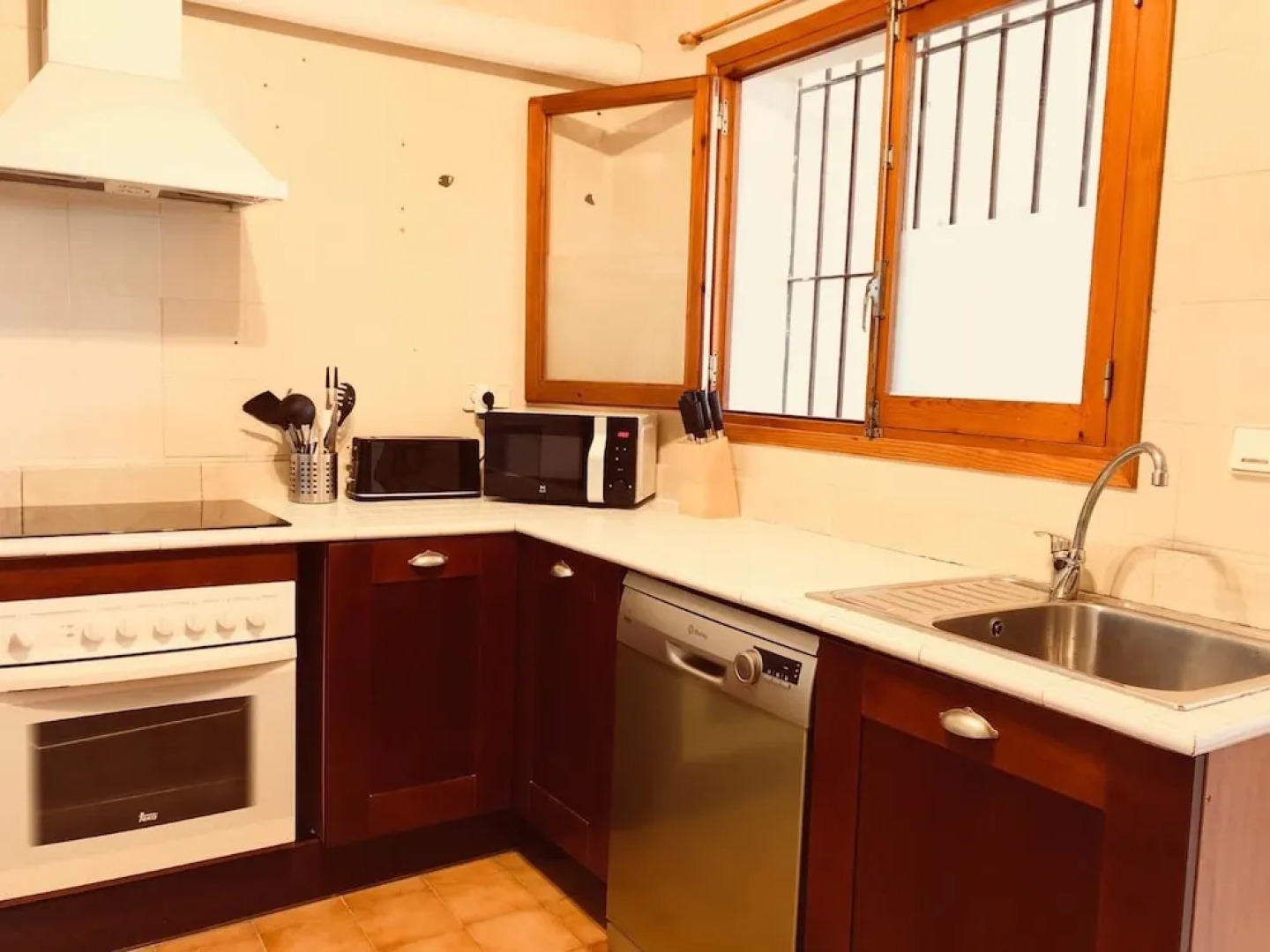 House With 3 Bedrooms in Sant Joan D'alacant, With Wonderful Mountain