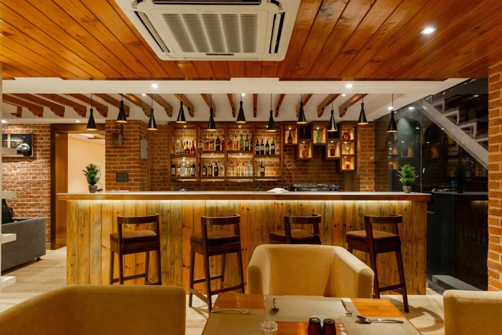 Dream International Hotel