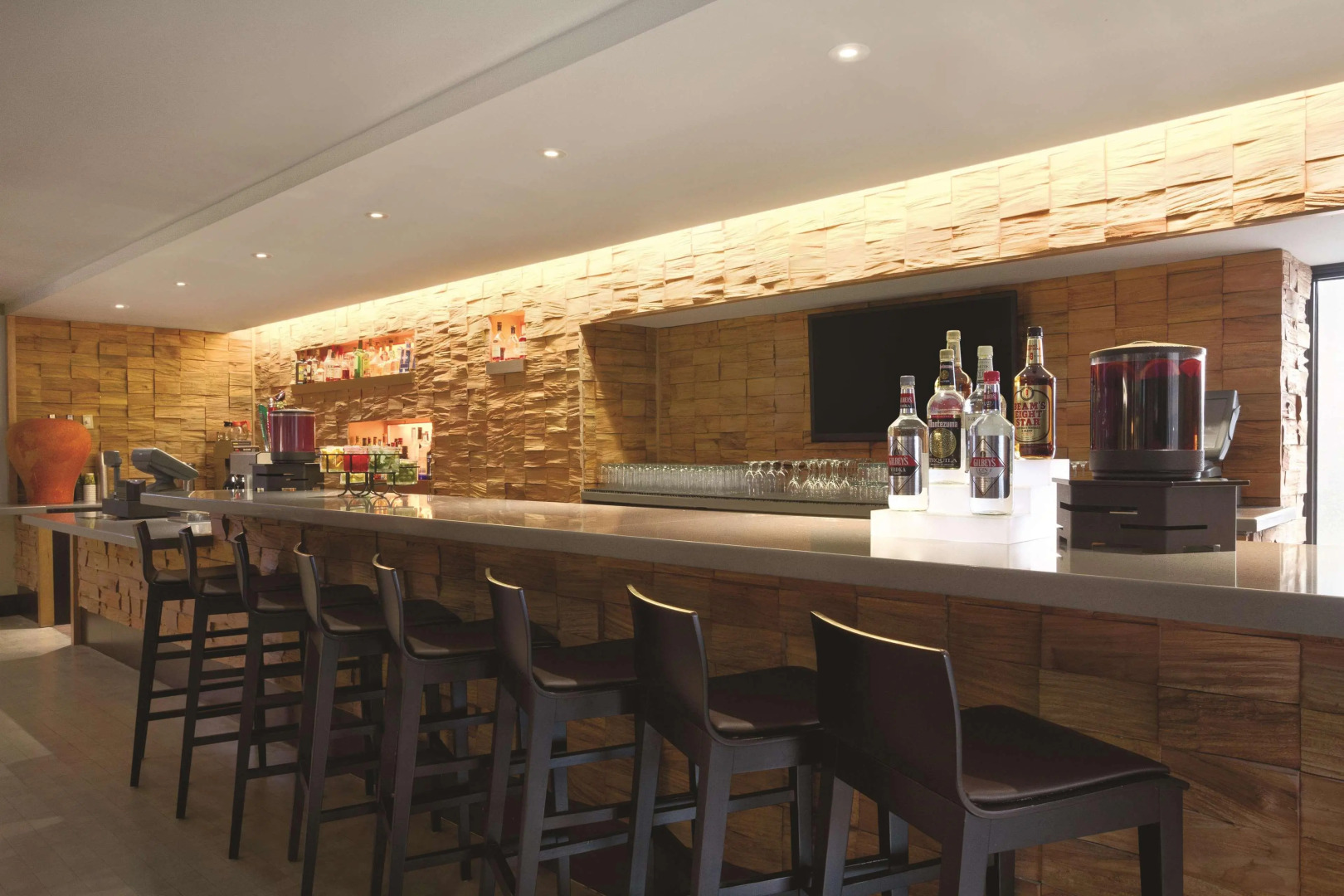 Embassy Suites Baltimore - Inner Harbor