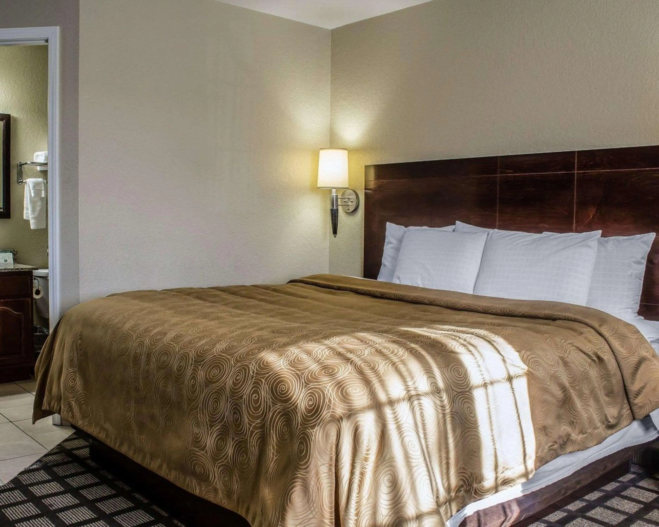 MainStay Suites Coralville - Iowa City