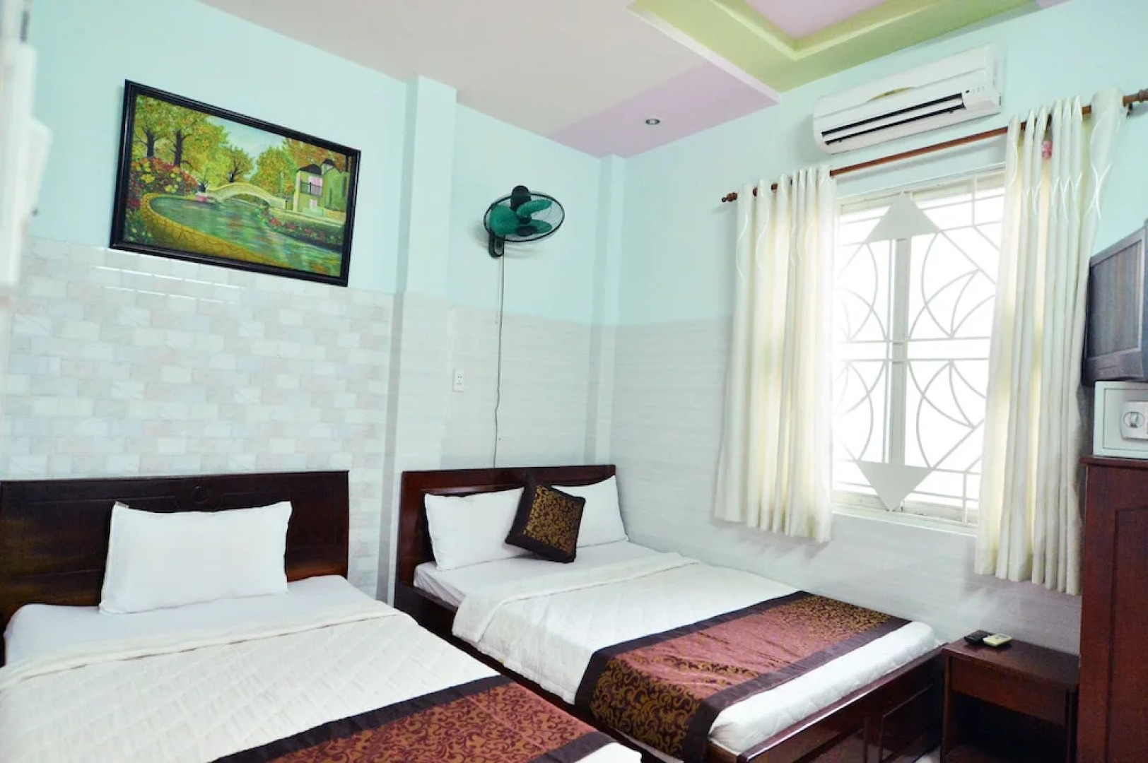 Lamenda Saigon Hotel