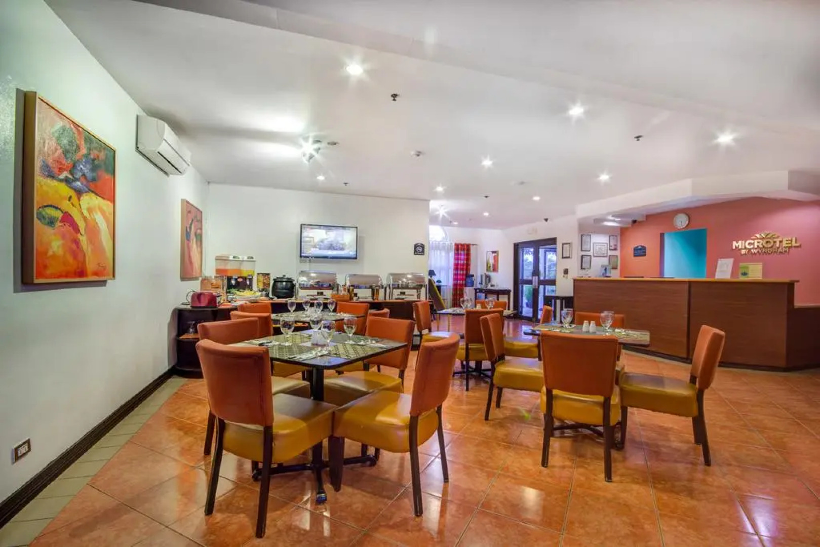 Microtel Inn & Suites By Wyndham Eagle Ridge