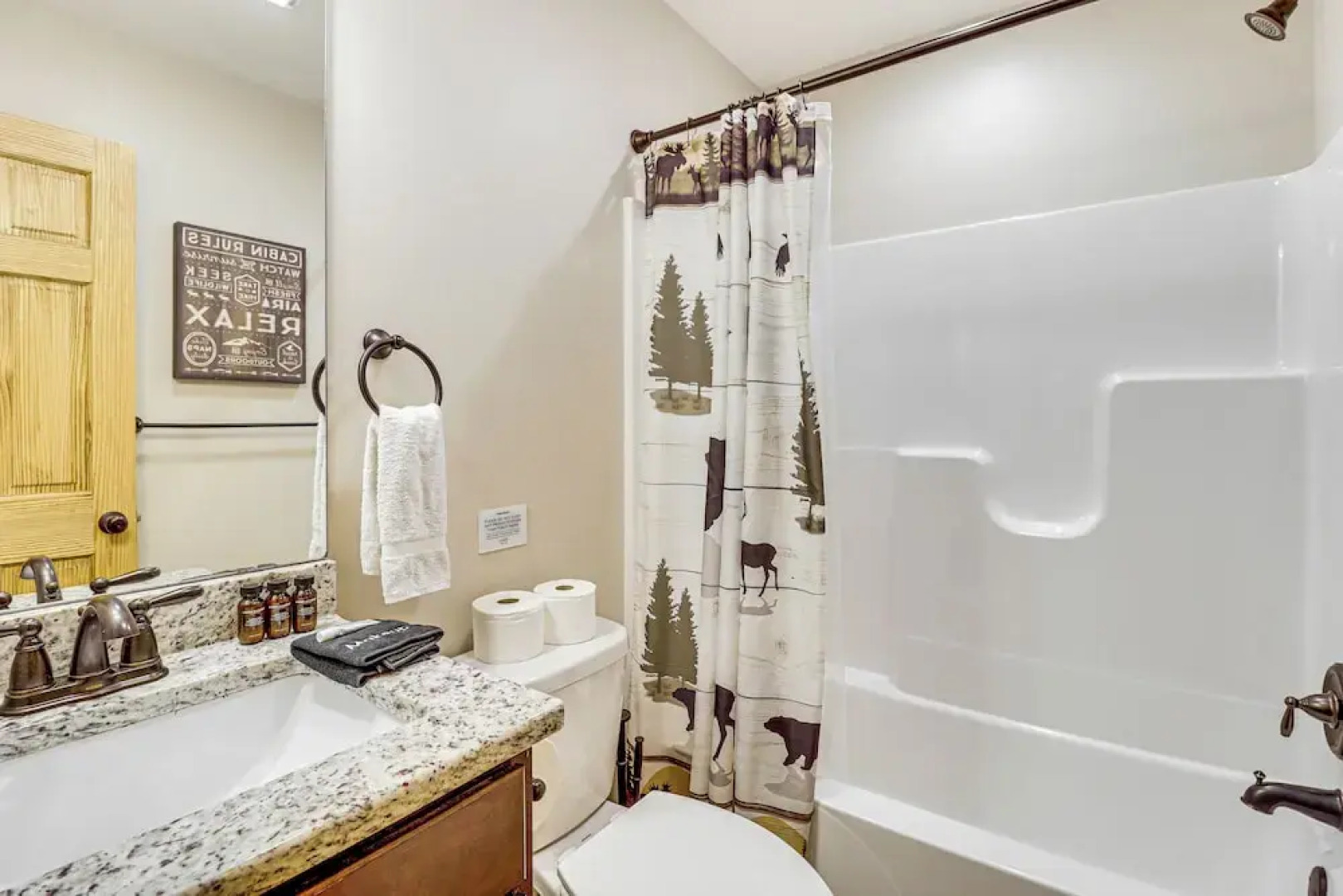 Forest Views & Hot Tub: Poconos Cozy Cabin