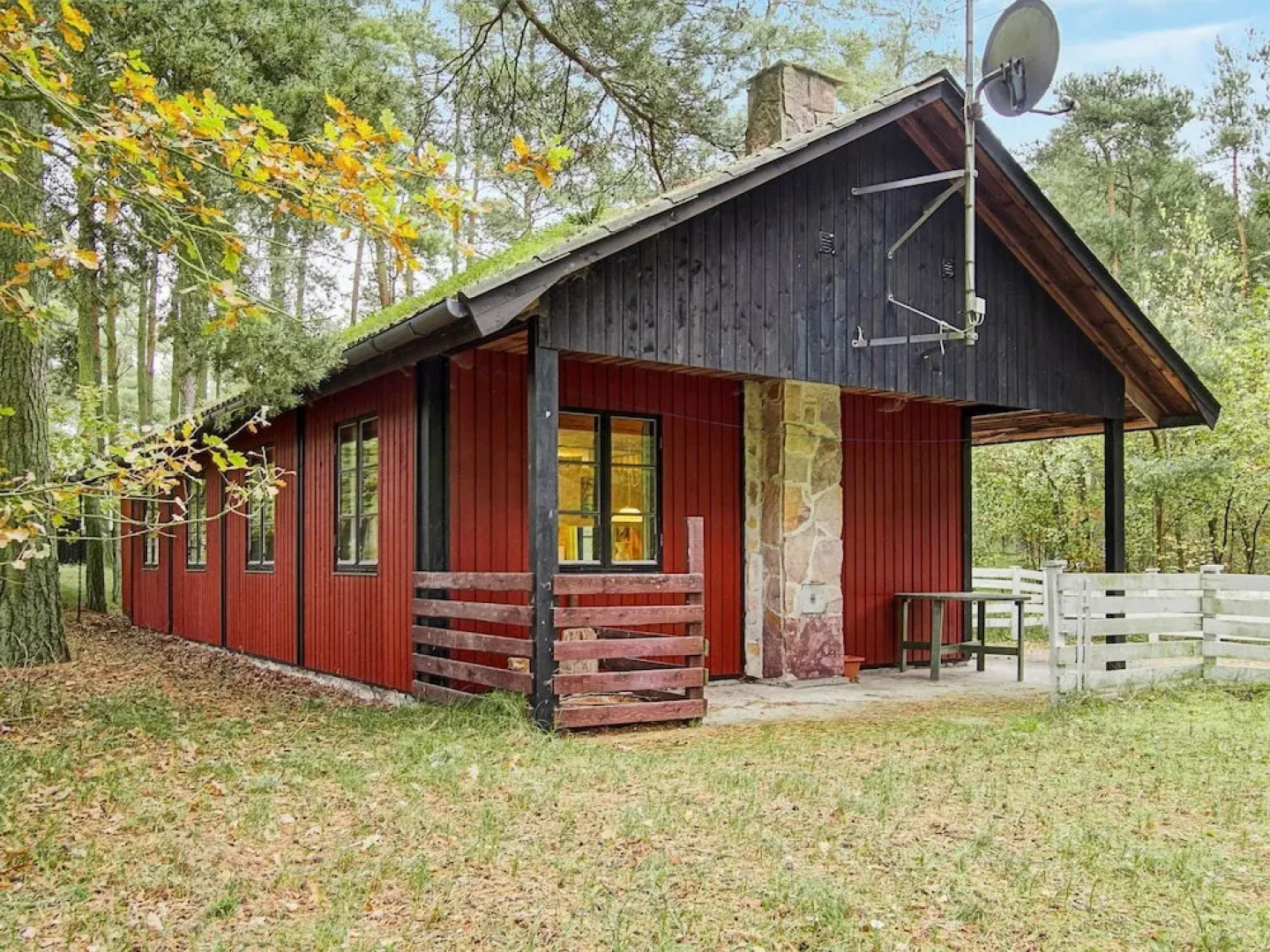 Vibrant Holiday Home in Bornholm near Sea